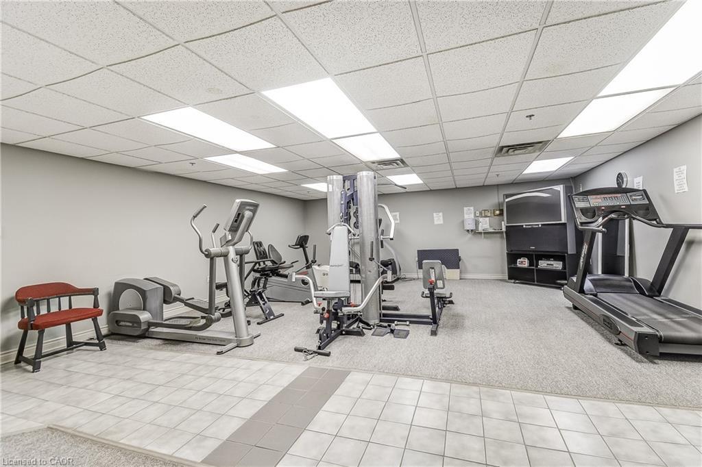 906-1237 North Shore Boulevard E, Burlington, ON - Indoor Photo Showing Gym Room