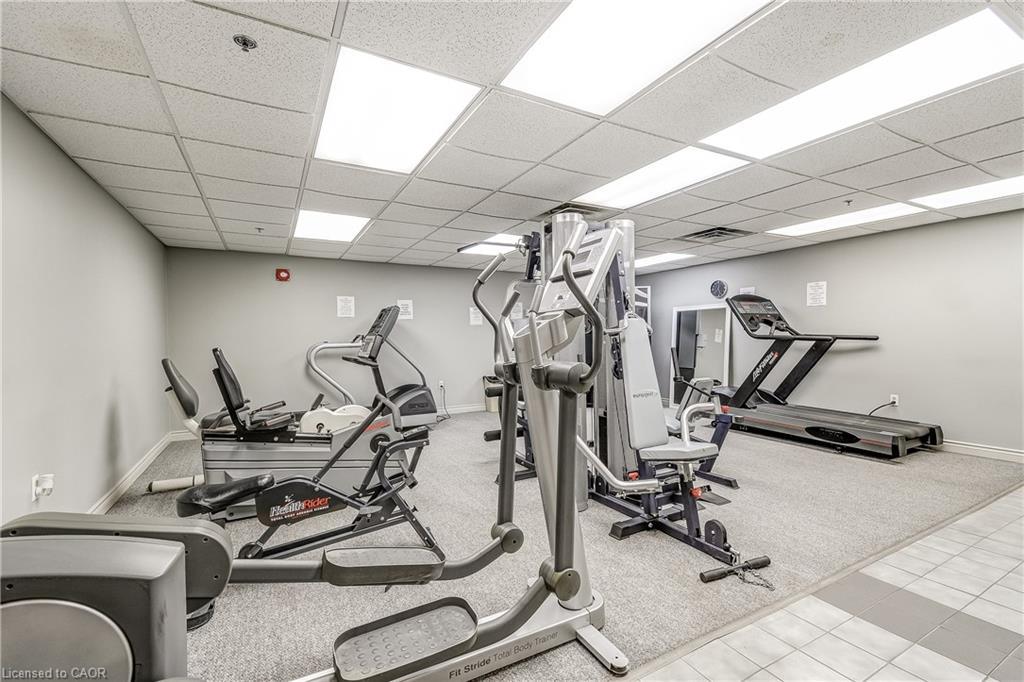 906-1237 North Shore Boulevard E, Burlington, ON - Indoor Photo Showing Gym Room