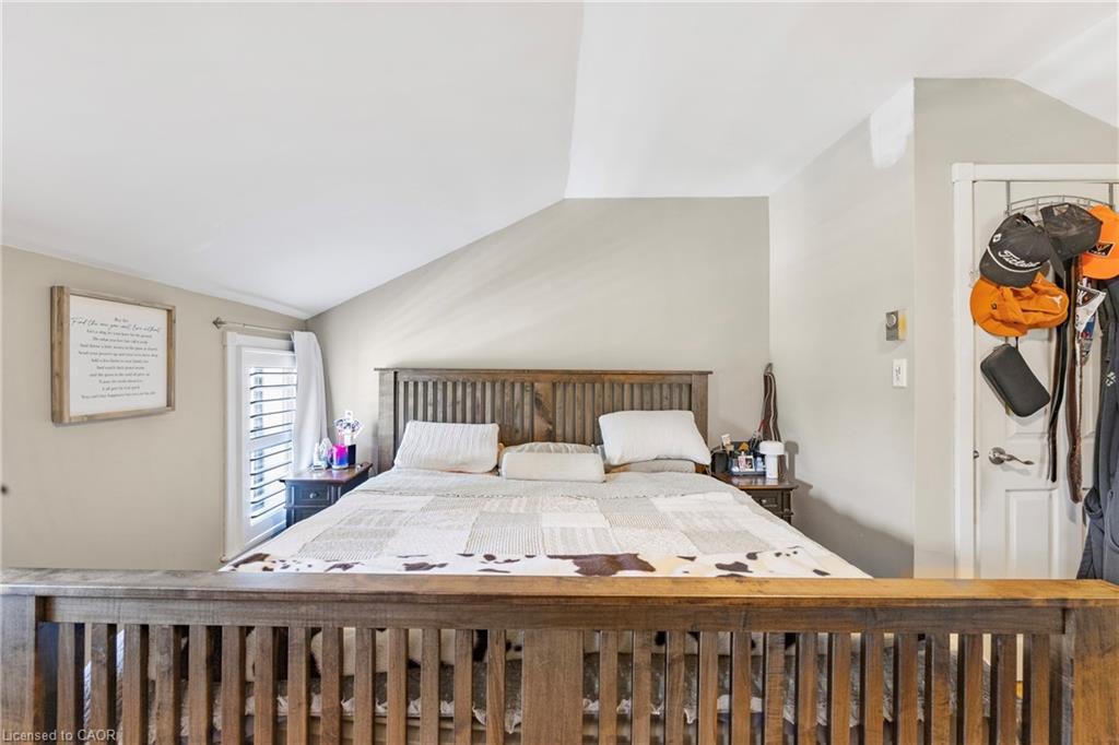 83 Orkney Street W, Caledonia, ON - Indoor Photo Showing Bedroom