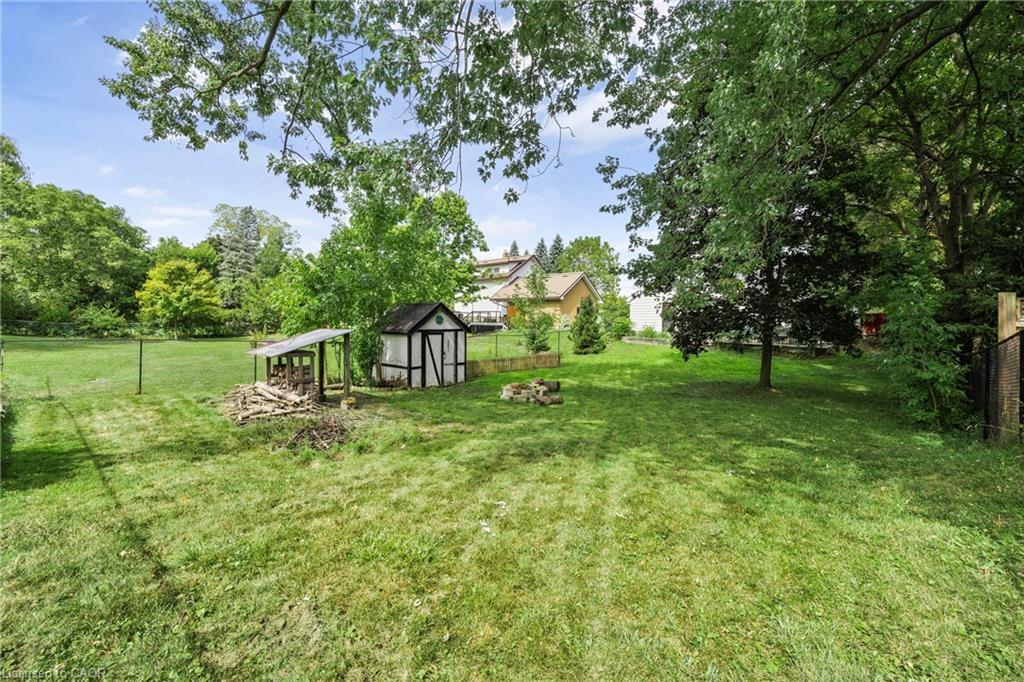 83 Orkney Street W, Caledonia, ON - Outdoor