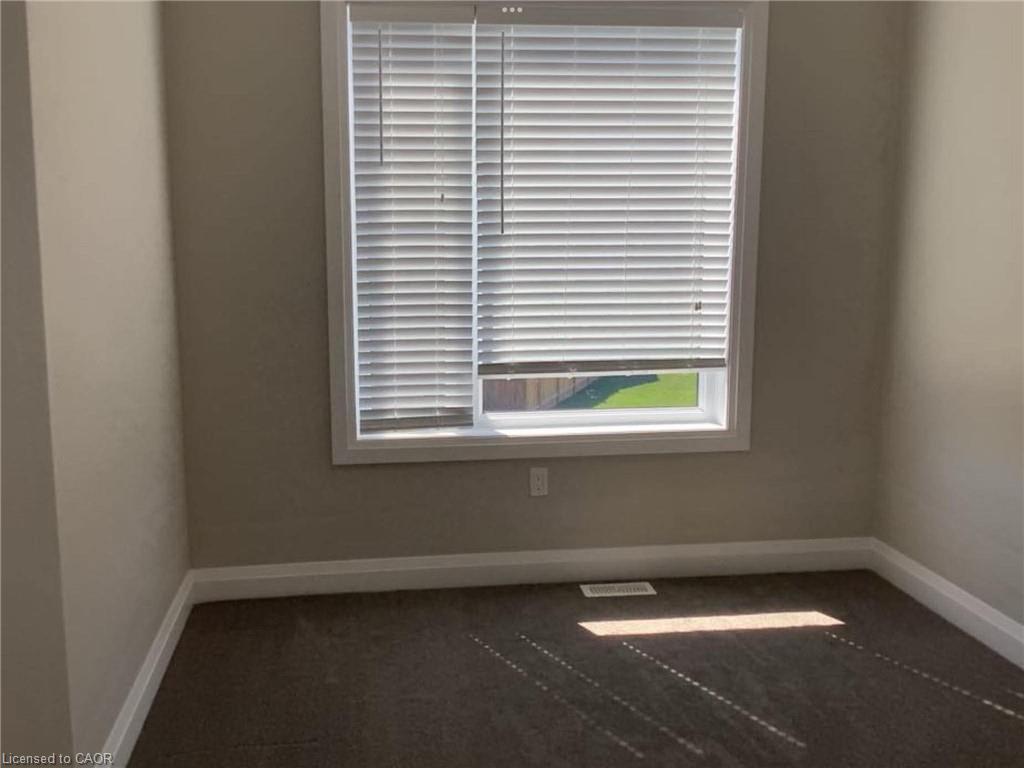 605-360 Quarter Townline, Tillsonburg, ON - Indoor Photo Showing Other Room