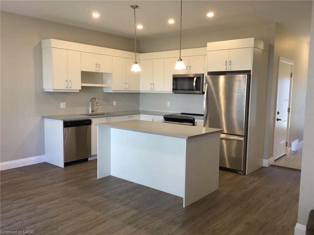 605-360 Quarter Townline, Tillsonburg, ON - Indoor Photo Showing Kitchen With Stainless Steel Kitchen