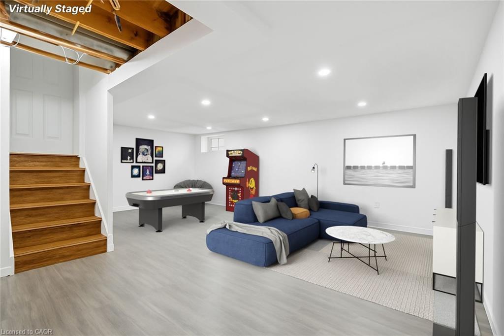 40-800 Upper Paradise Road, Hamilton, ON - Indoor