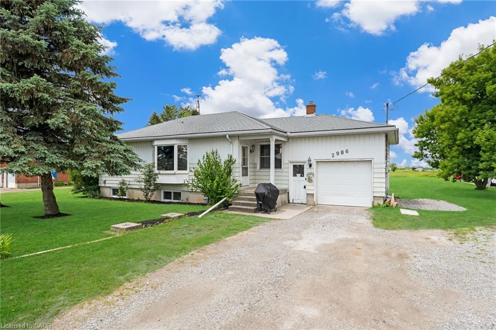 2986 Grimsby Road, West Lincoln, ON - Outdoor With Facade
