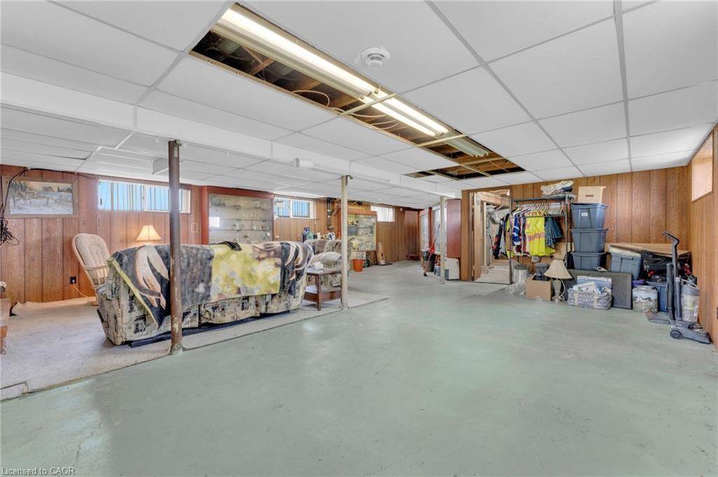 2986 Grimsby Road, West Lincoln, ON - Indoor