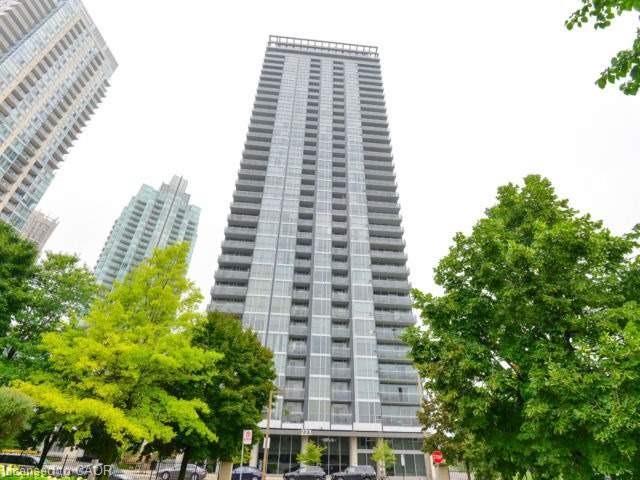 908-223 Webb Drive, Mississauga, ON - Outdoor With Facade