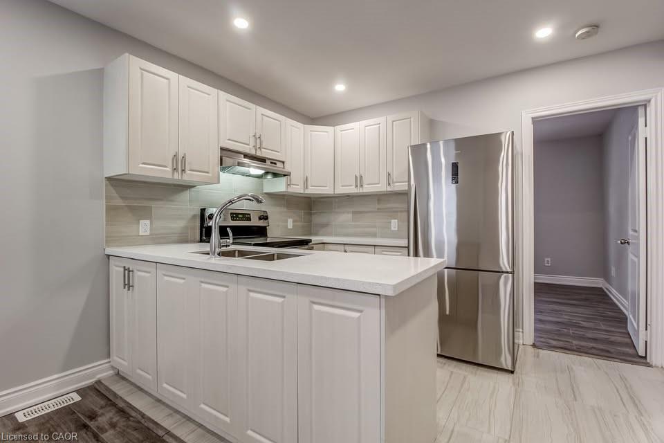Main-21 Fife Street, Hamilton, ON - Indoor Photo Showing Kitchen With Stainless Steel Kitchen