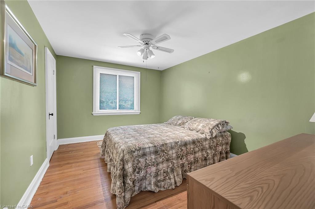 274 Ottawa Street S, Hamilton, ON - Indoor Photo Showing Bedroom