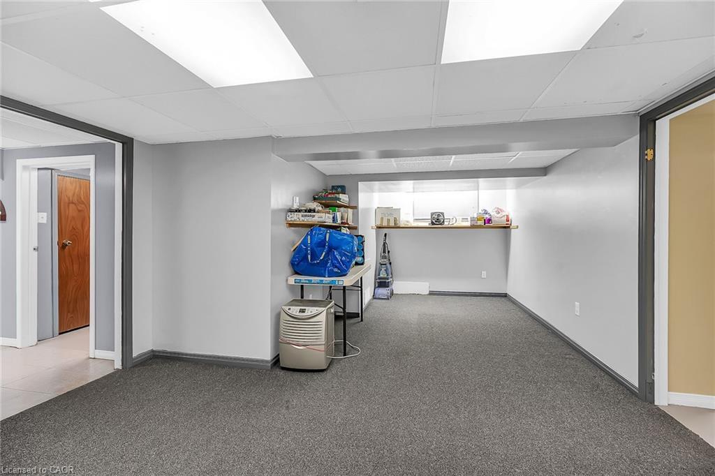 274 Ottawa Street S, Hamilton, ON - Indoor Photo Showing Other Room