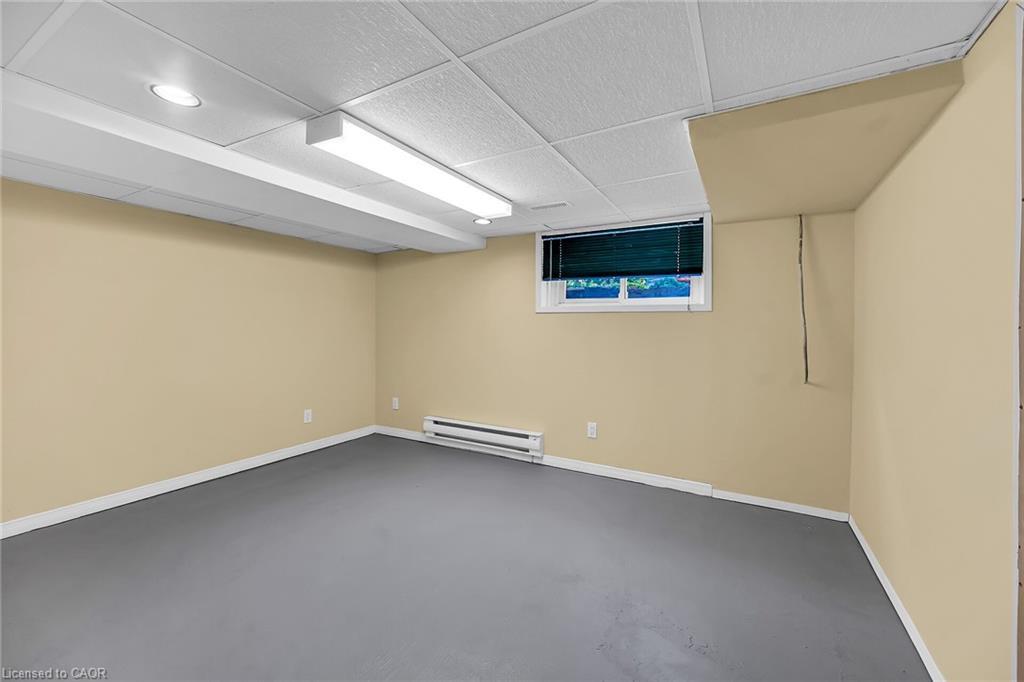 274 Ottawa Street S, Hamilton, ON - Indoor Photo Showing Other Room