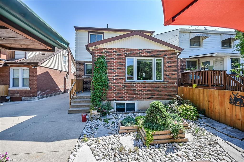 274 Ottawa Street S, Hamilton, ON - Outdoor