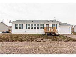 17 Bent Willow Court Nanticoke, ON N0A 1L0