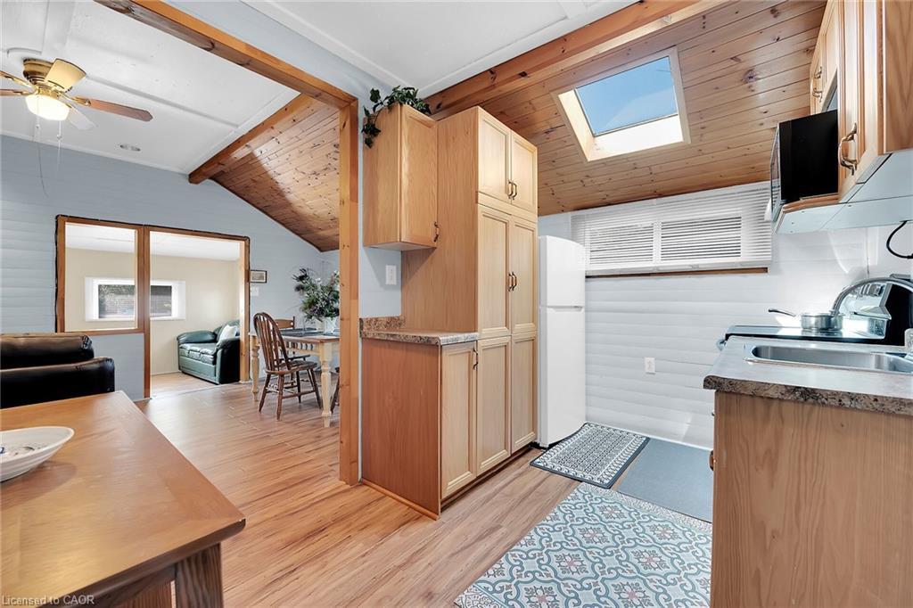 17 Maple Lane, Rainham, ON - Indoor