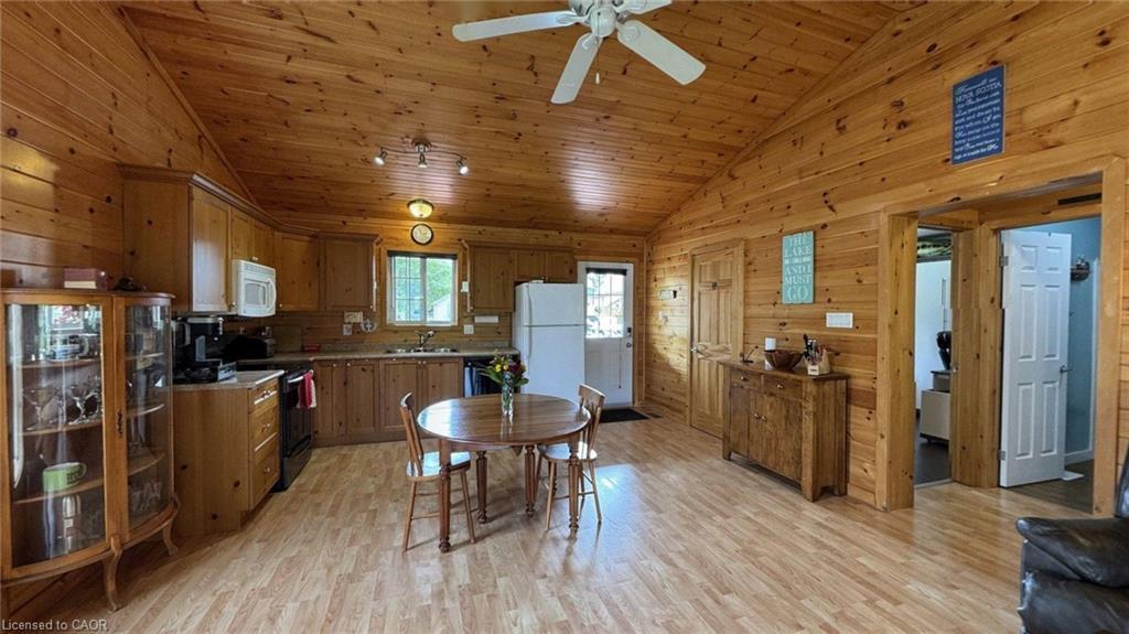 52 Madawaska Trail, Wasaga Beach, ON - Indoor