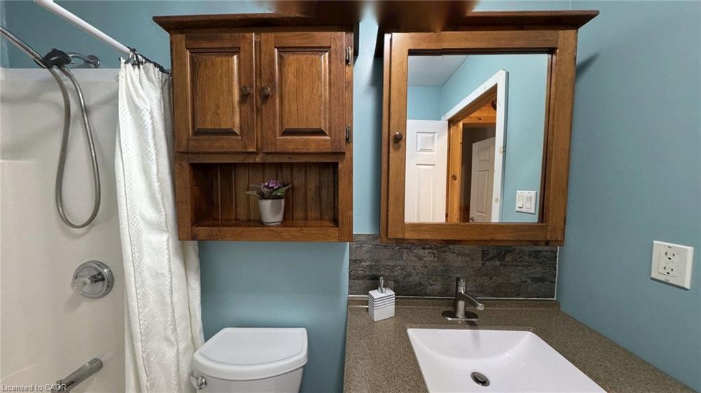 52 Madawaska Trail, Wasaga Beach, ON - Indoor Photo Showing Bathroom