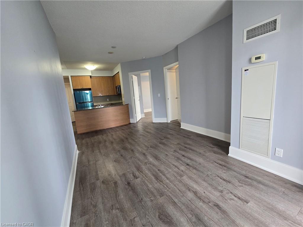 2402-330 Burnhamthorpe Road W, Mississauga, ON - Indoor Photo Showing Other Room