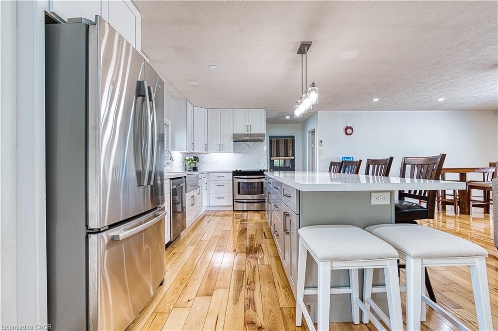 717906 Highway 6, Owen Sound, ON - Indoor Photo Showing Kitchen