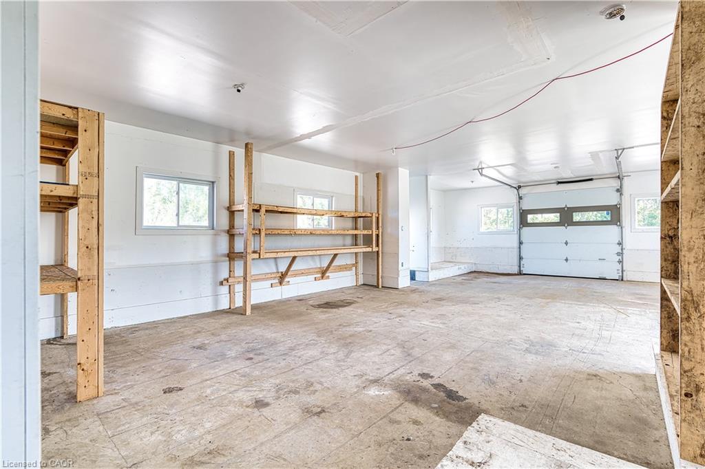 717906 Highway 6, Owen Sound, ON - Indoor Photo Showing Garage