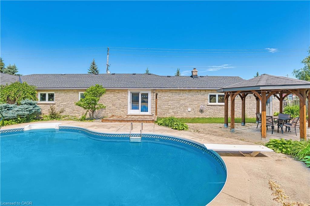 717906 Highway 6, Owen Sound, ON - Outdoor With In Ground Pool With Deck Patio Veranda