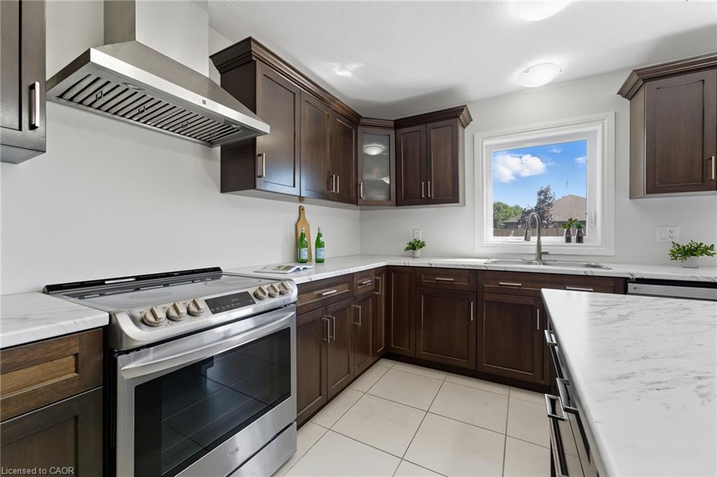 97 Forbes Crescent, Listowel, ON - Indoor Photo Showing Kitchen