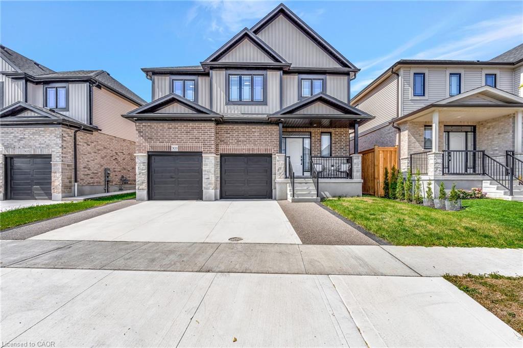 909 Dunnigan Court, Kitchener, ON - Outdoor With Deck Patio Veranda With Facade