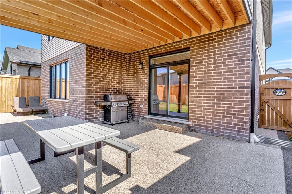 909 Dunnigan Court, Kitchener, ON - Outdoor With Deck Patio Veranda With Exterior