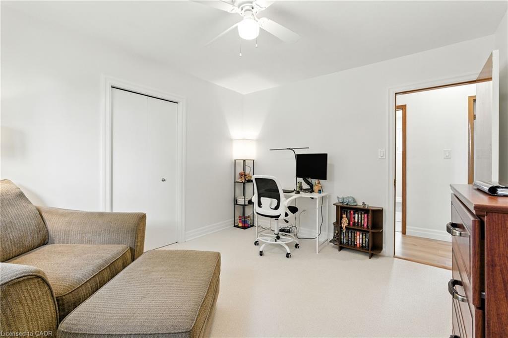 20 Woodside Drive, Hamilton, ON - Indoor