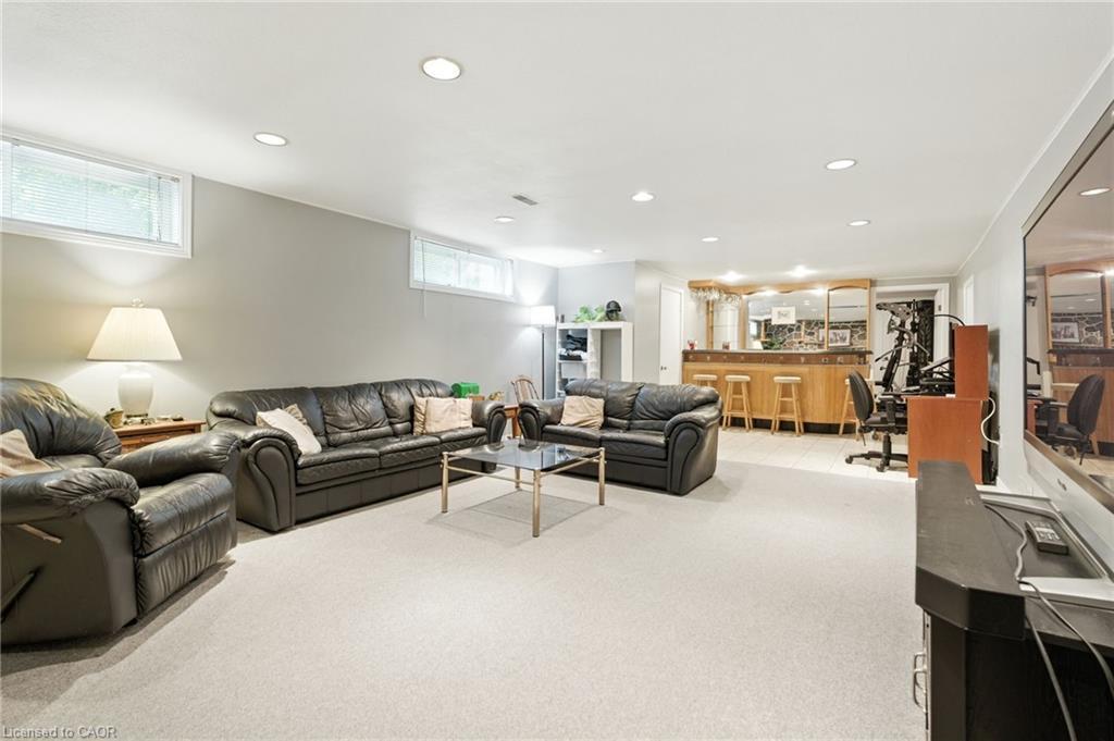 20 Woodside Drive, Hamilton, ON - Indoor