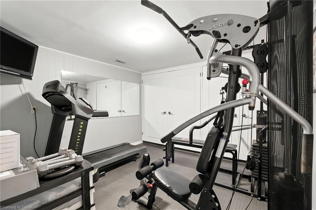 20 Woodside Drive, Hamilton, ON - Indoor Photo Showing Gym Room
