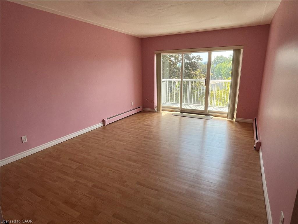 308-10 Woodman Drive S, Hamilton, ON - Indoor Photo Showing Other Room