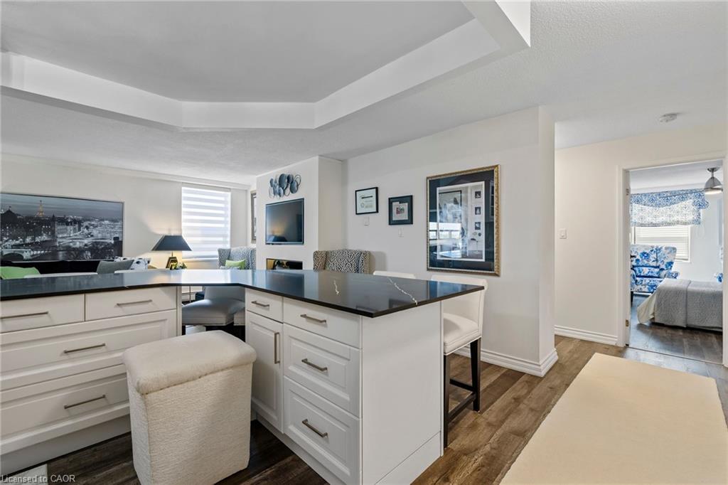 602-141 Church Street, St. Catharines, ON - Indoor Photo Showing Office