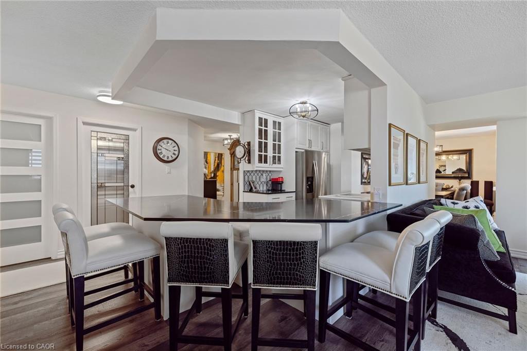 602-141 Church Street, St. Catharines, ON - Indoor