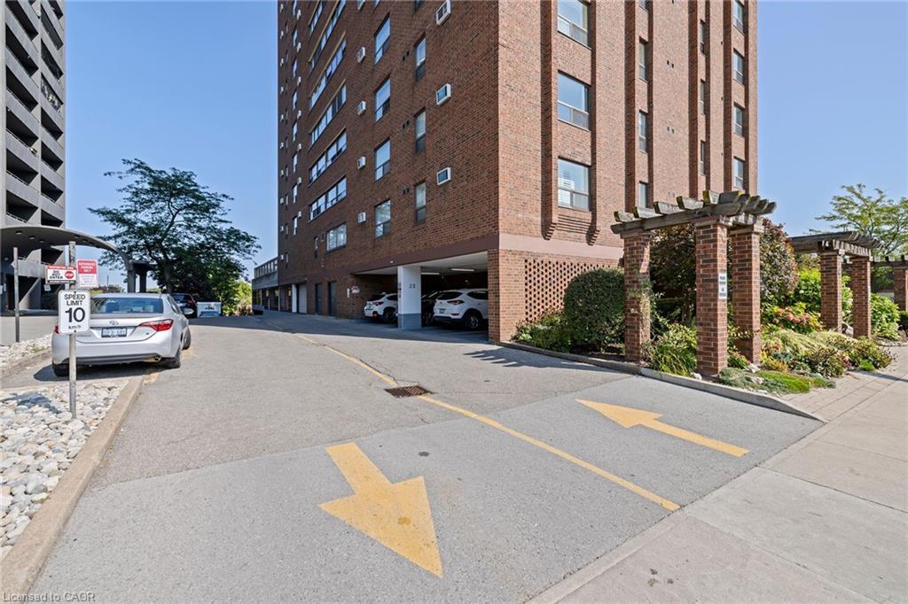 602-141 Church Street, St. Catharines, ON - Outdoor