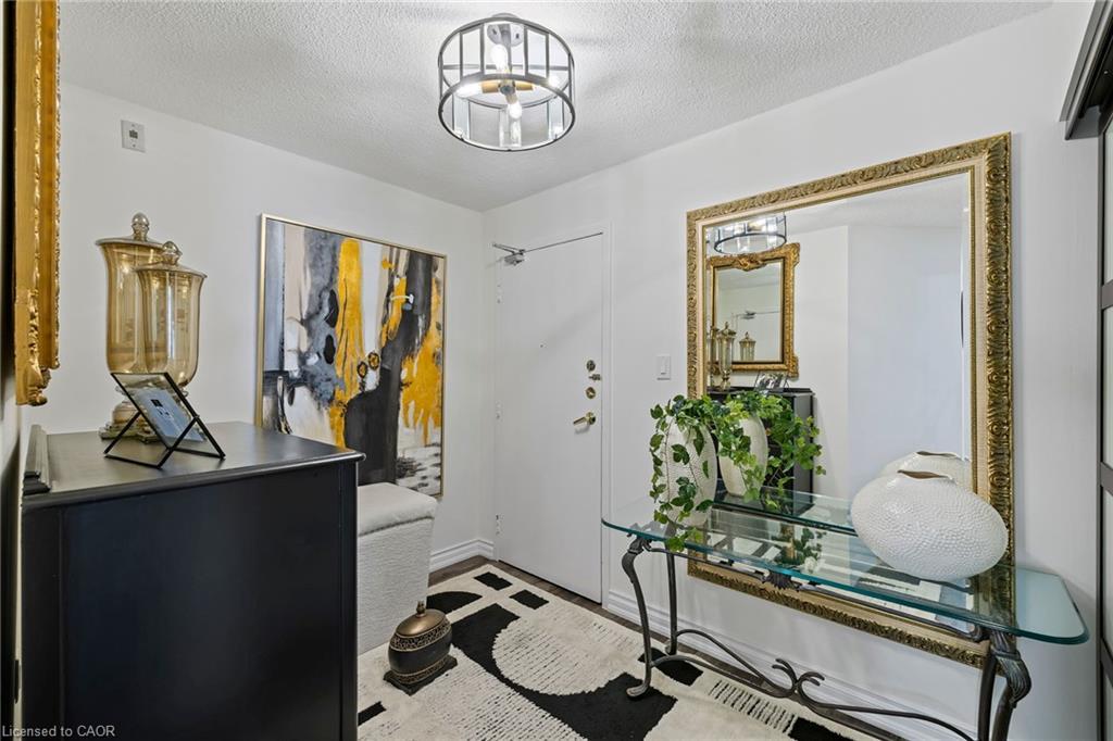 602-141 Church Street, St. Catharines, ON - Indoor Photo Showing Other Room