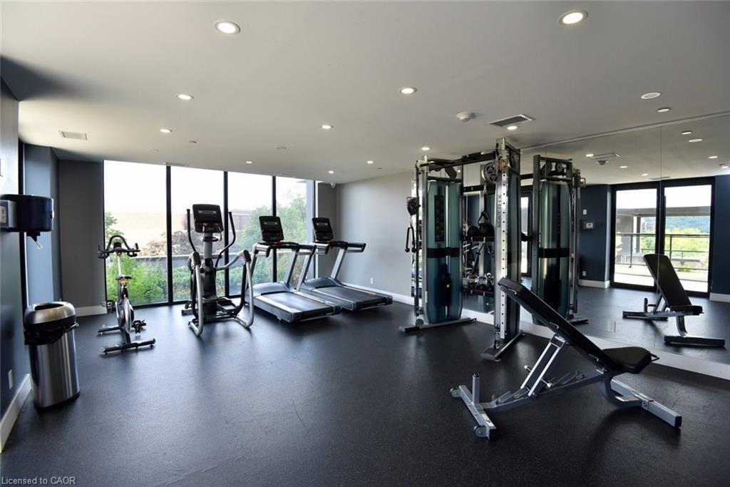 909-15 Queen Street S, Hamilton, ON - Indoor Photo Showing Gym Room