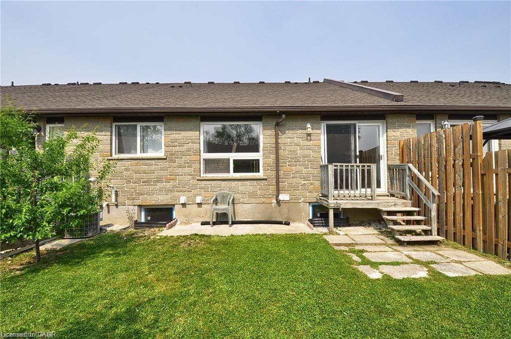 33 Bankside Drive, Kitchener, ON - Outdoor