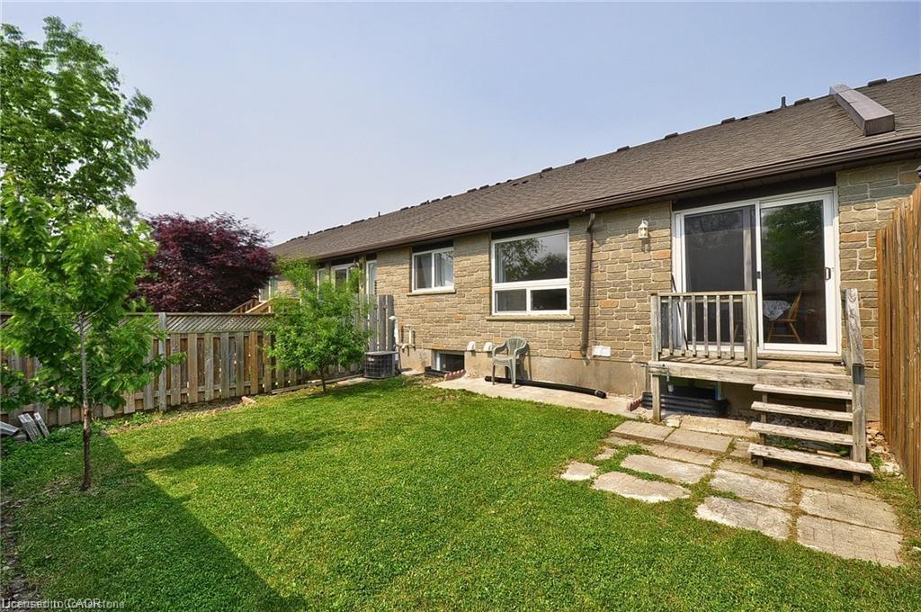 33 Bankside Drive, Kitchener, ON - Outdoor
