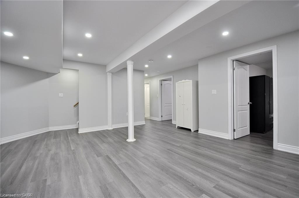 33 Bankside Drive, Kitchener, ON - Indoor