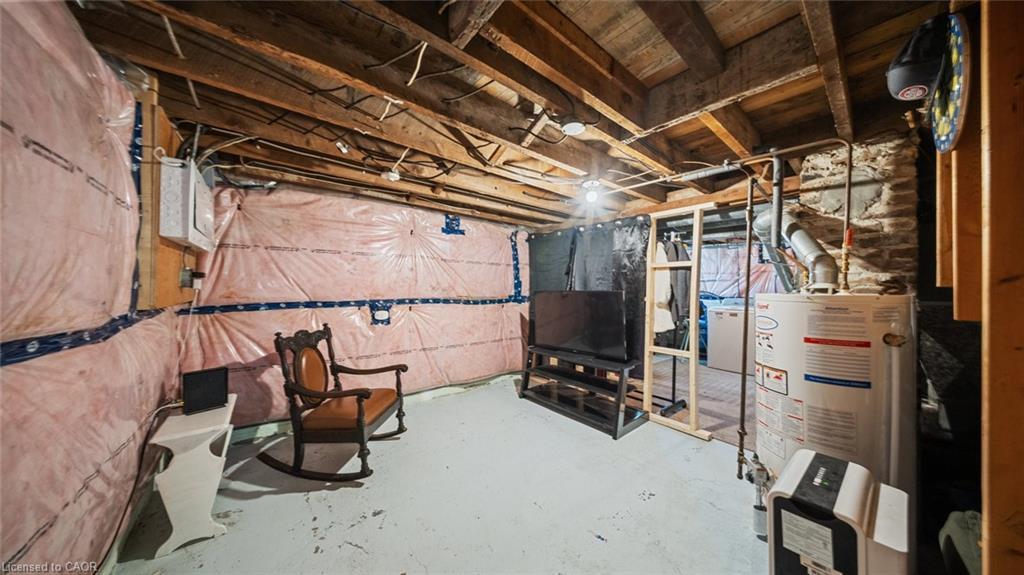 509 Queensway W, Simcoe, ON - Indoor Photo Showing Basement