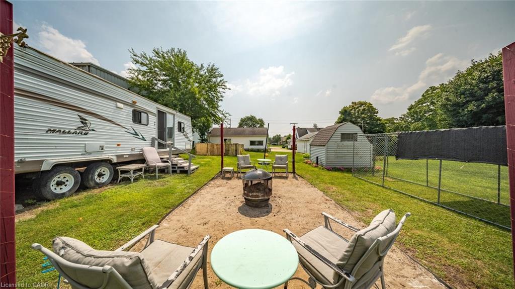 509 Queensway W, Simcoe, ON - Outdoor