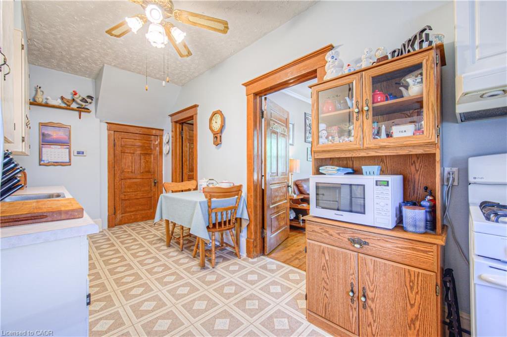 76 Roseview Avenue, Cambridge, ON