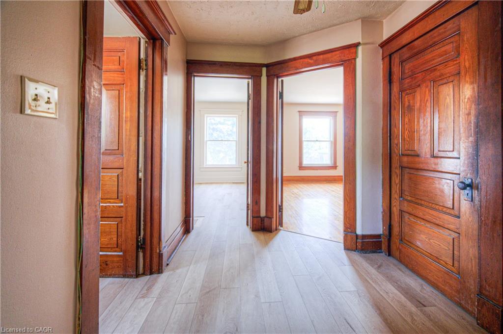 76 Roseview Avenue, Cambridge, ON