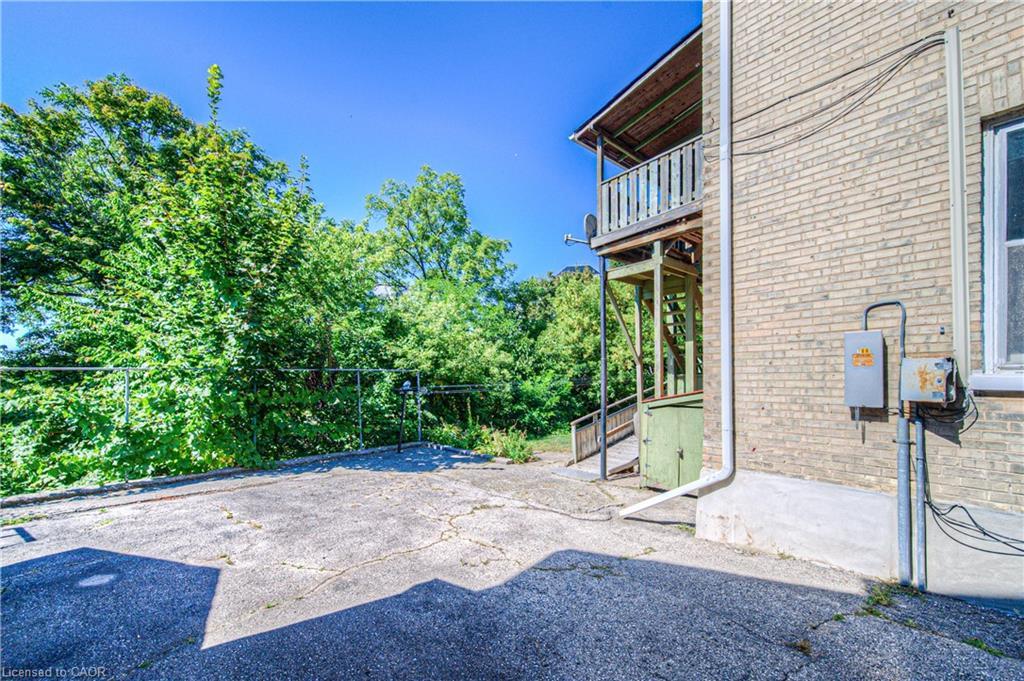 76 Roseview Avenue, Cambridge, ON