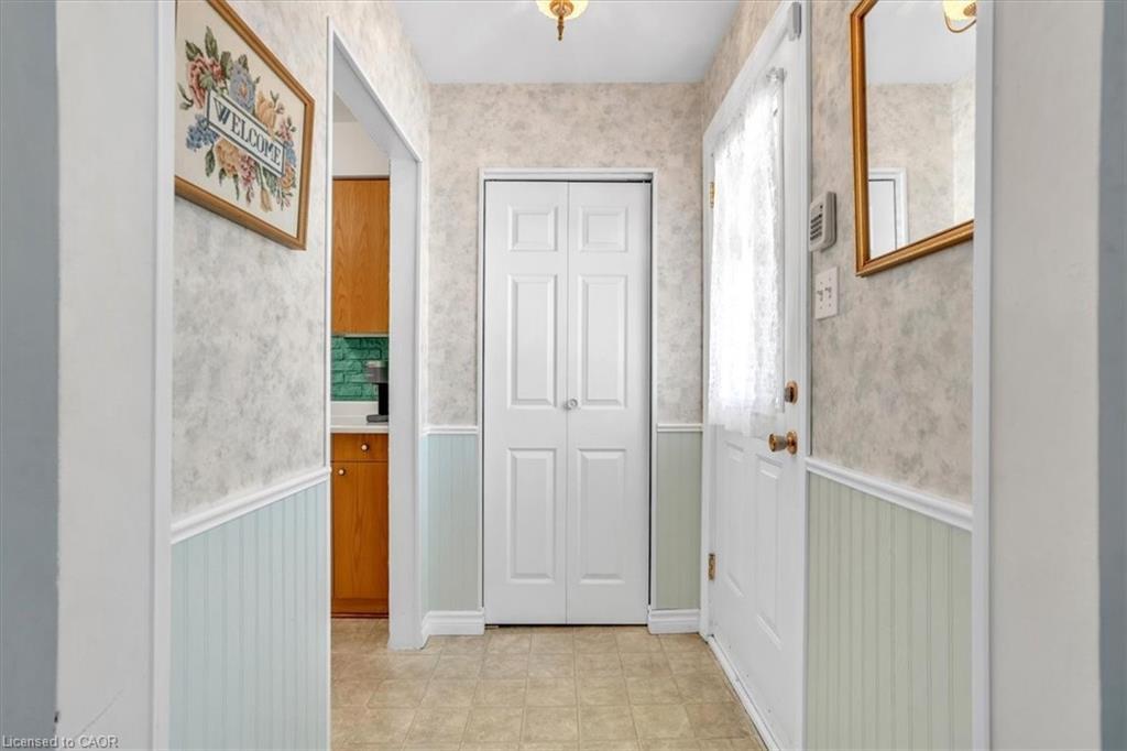 21 Willis Drive, Brampton, ON - Indoor Photo Showing Other Room