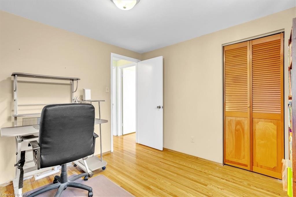 21 Willis Drive, Brampton, ON - Indoor Photo Showing Other Room