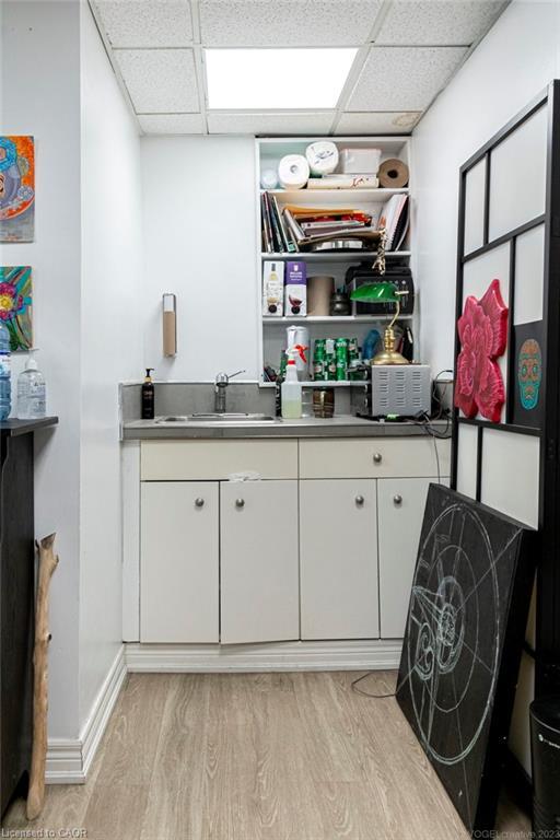 868 King Street W, Hamilton, ON