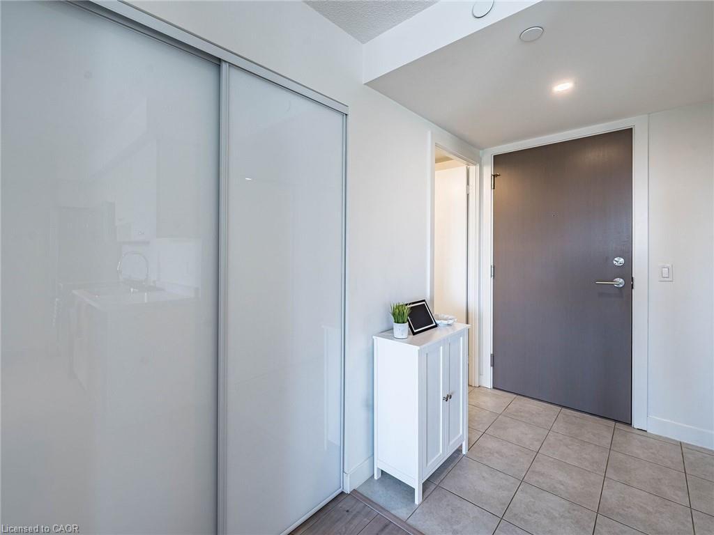 802-10 Wilby Crescent, Toronto, ON - Indoor