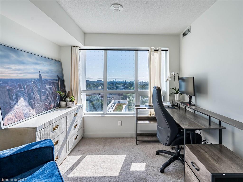 802-10 Wilby Crescent, Toronto, ON - Indoor Photo Showing Office