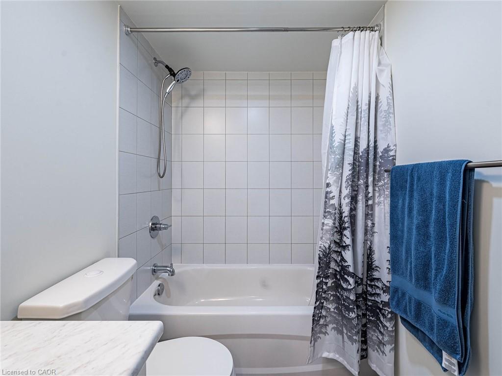 802-10 Wilby Crescent, Toronto, ON - Indoor Photo Showing Bathroom