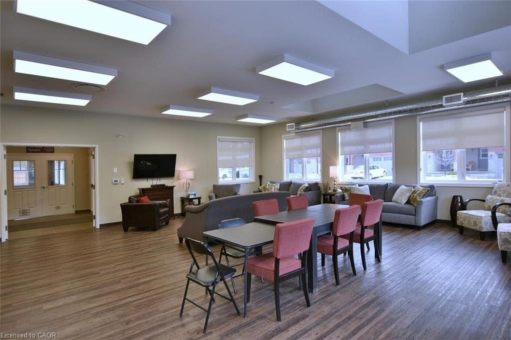 72 Silver Glen Boulevard, Collingwood, ON - Indoor